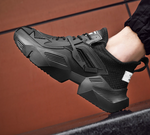 black streetwear sneakers - Vignette | OFF-WRLD