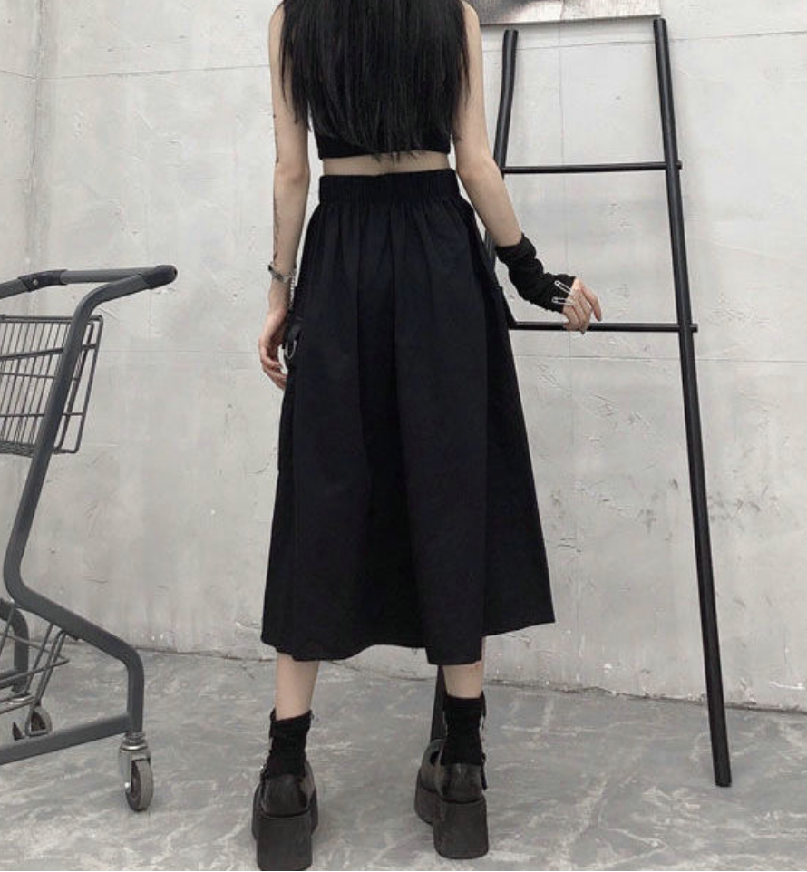 black cargo skirt maxi