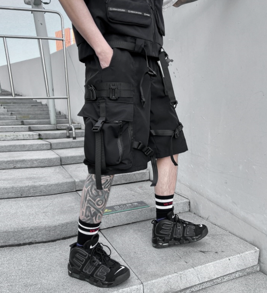 streetwear cargo shorts