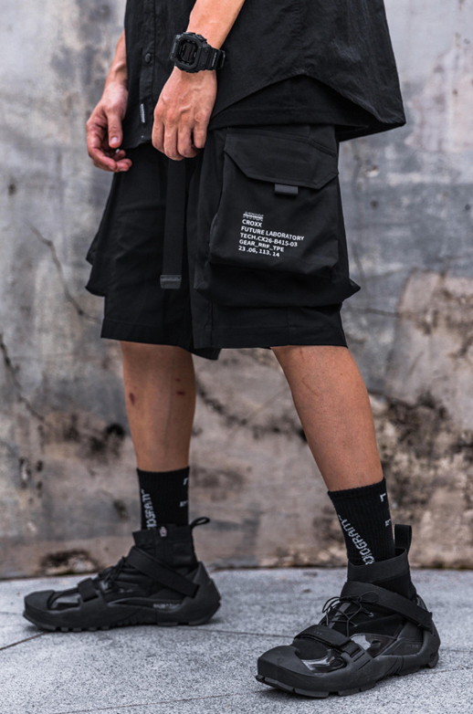 black cargo shorts