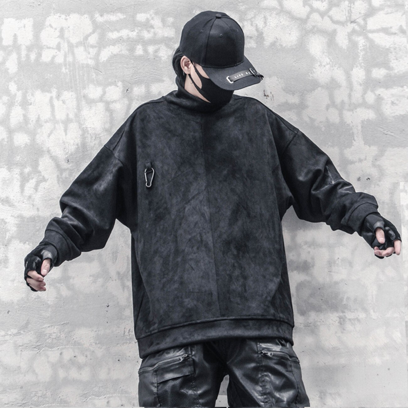 techwear pullover