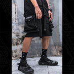 black cargo shorts - Vignette | OFF-WRLD