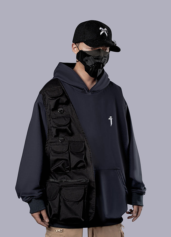 multi pocket hoodie