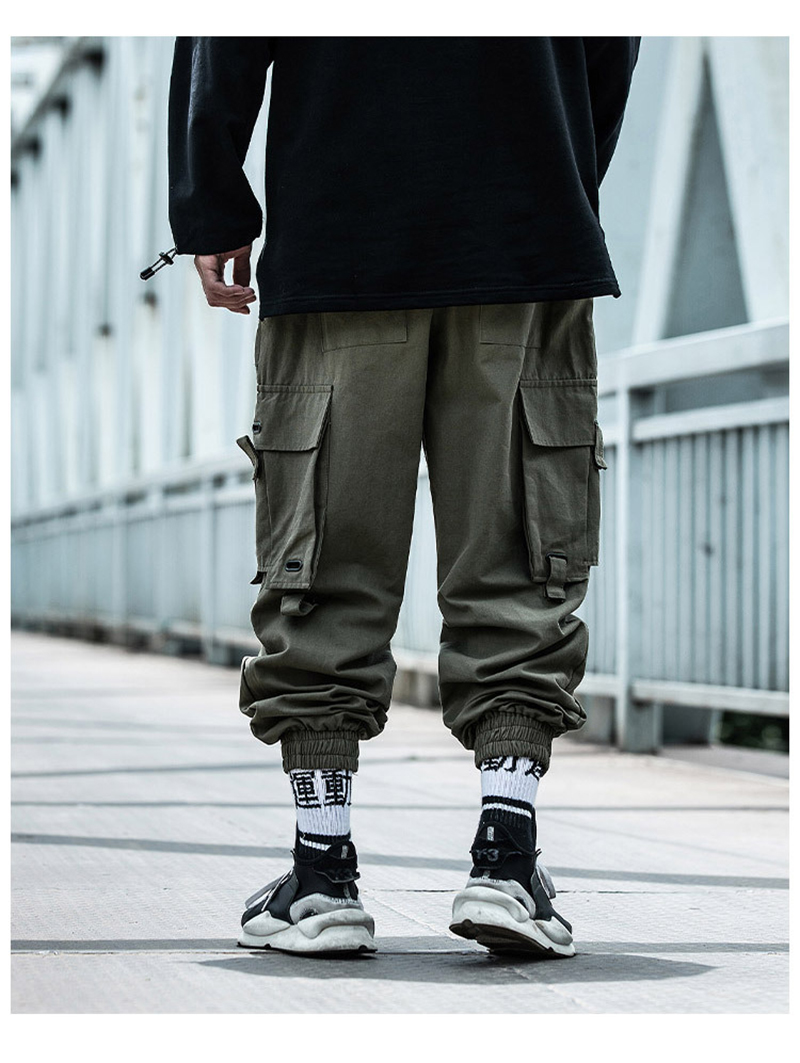 techwear cargo pants