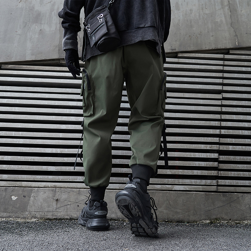 techwear cargo trousers