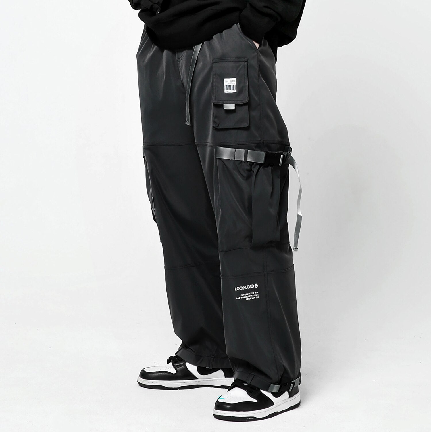 streetwear baggy pants