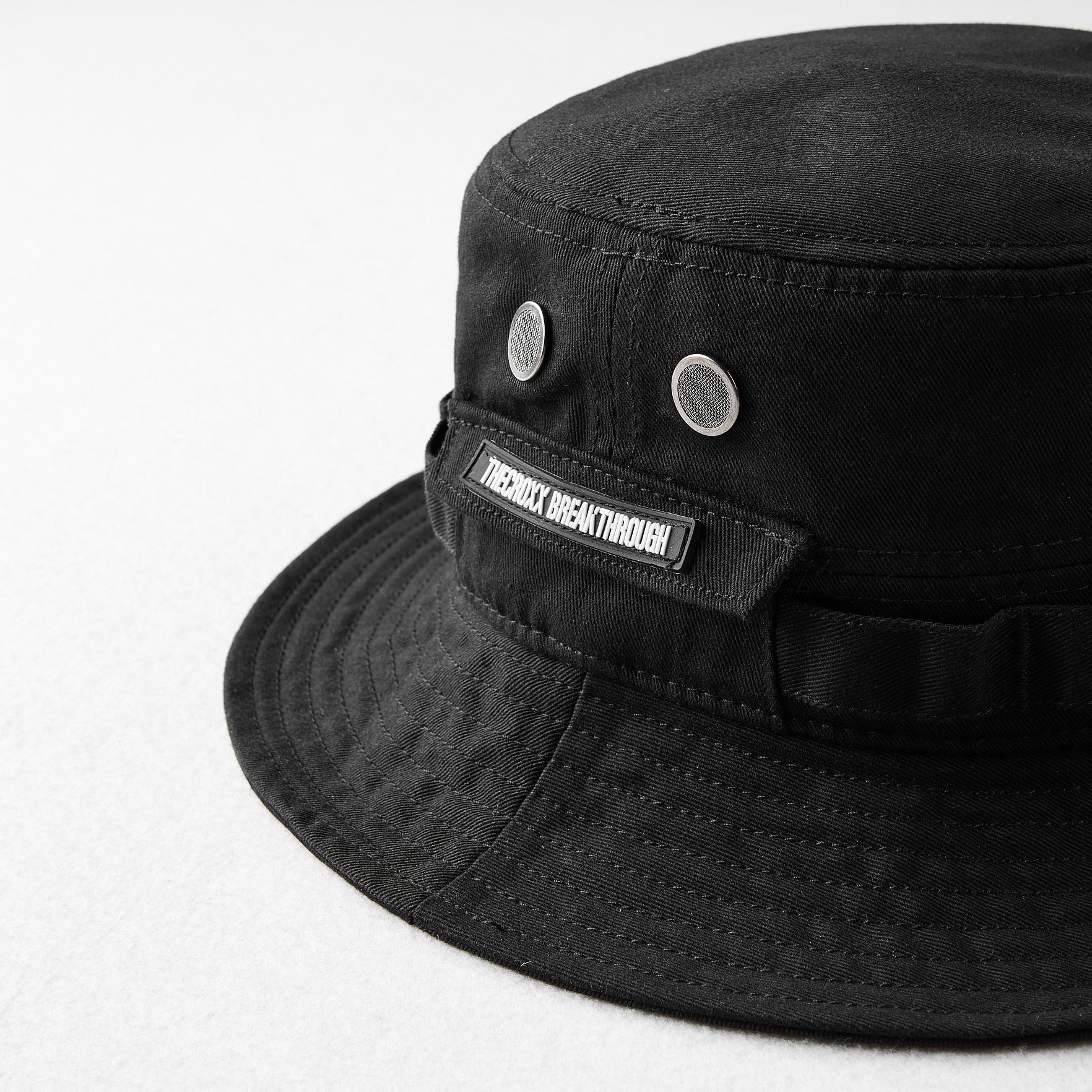 techwear bucket hat