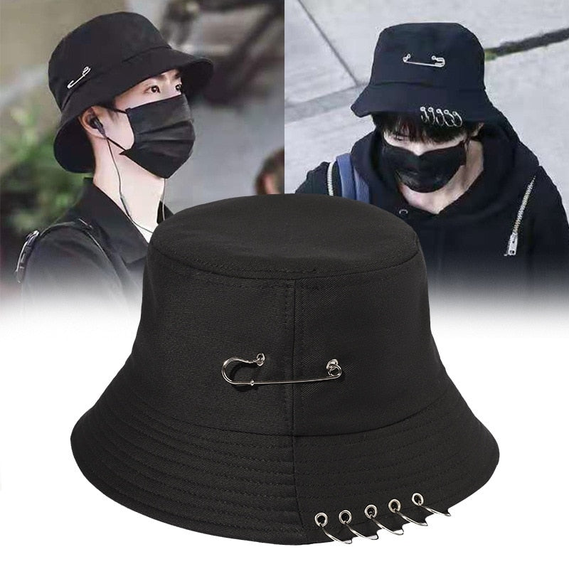 black bucket hat with rings