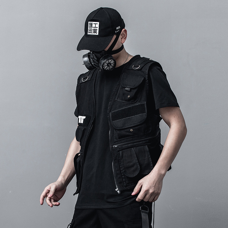 techwear utility vest